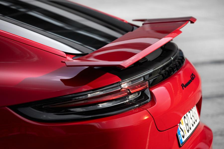 Детали экстерьера Porsche Panamera GTS (971) 2018 года  (WW) (фото 3 из 42)